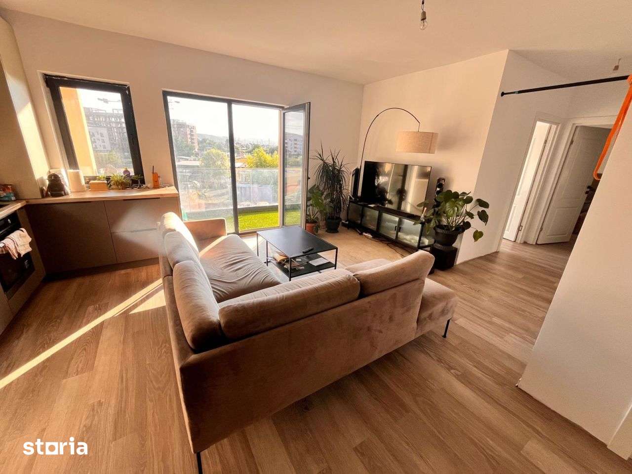 Apartament 3 Camere | 65 mp | 2 Bai + 2 Balcoane | Etaj 2/4 | Zona Som — fotografia 3