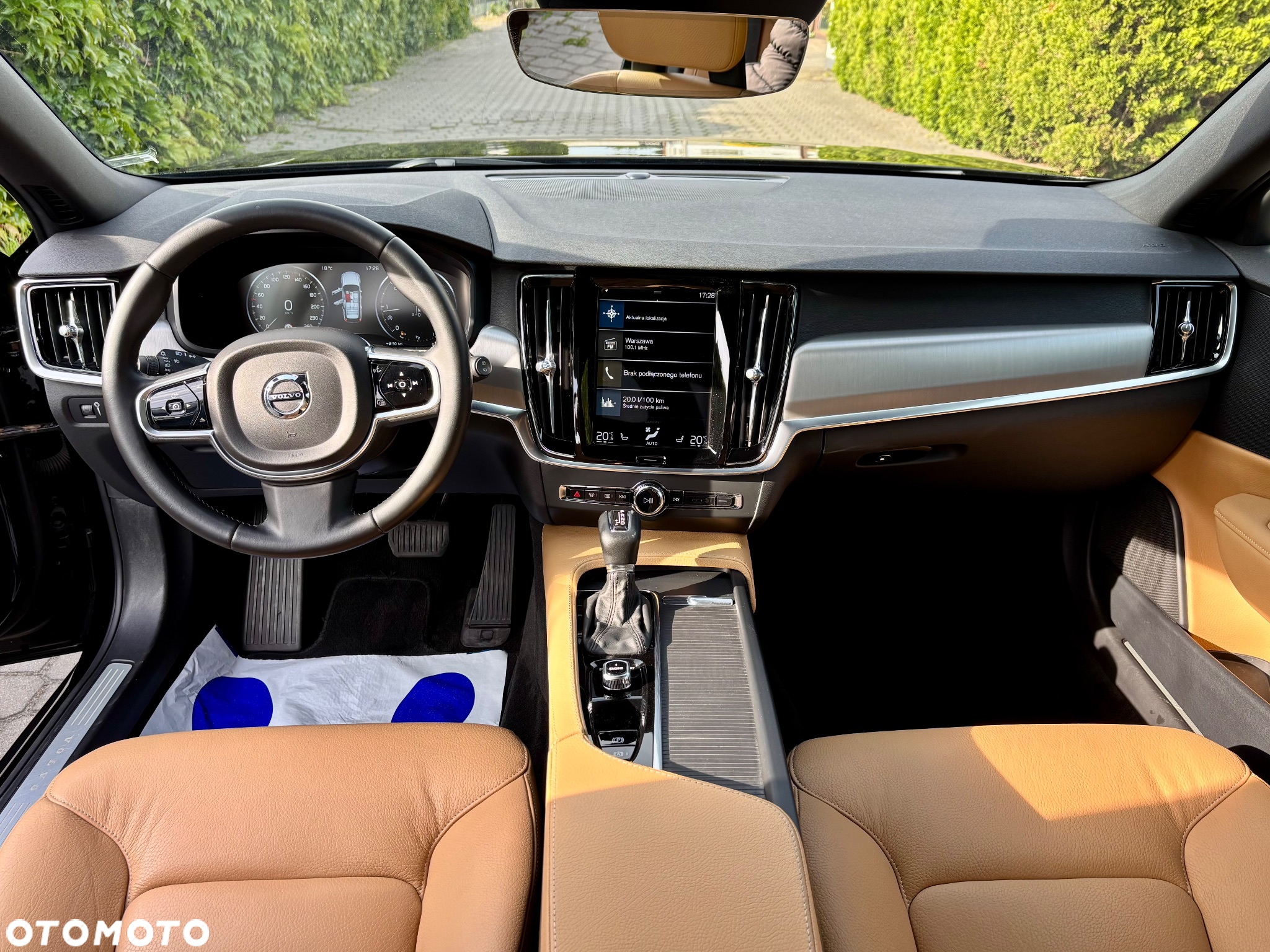 Volvo V90 D5 SCR AWD Momentum Pro - 8