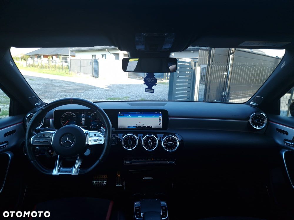 Mercedes-Benz Klasa A 35 AMG 4-Matic 7G-DCT - 27