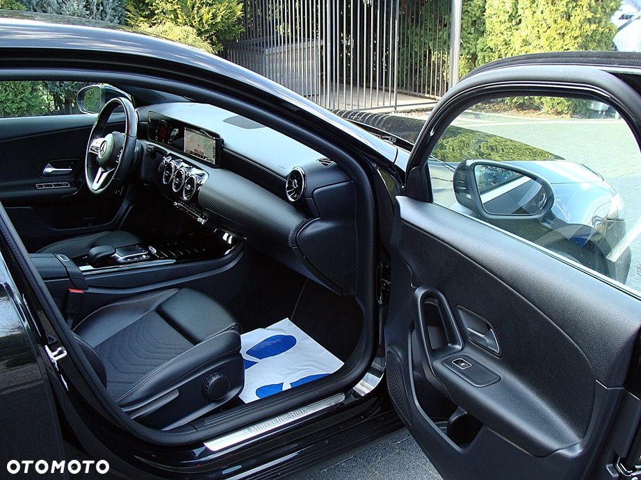 Mercedes-Benz Klasa A 250 e 8G-DCT Progressive Advanced - 13