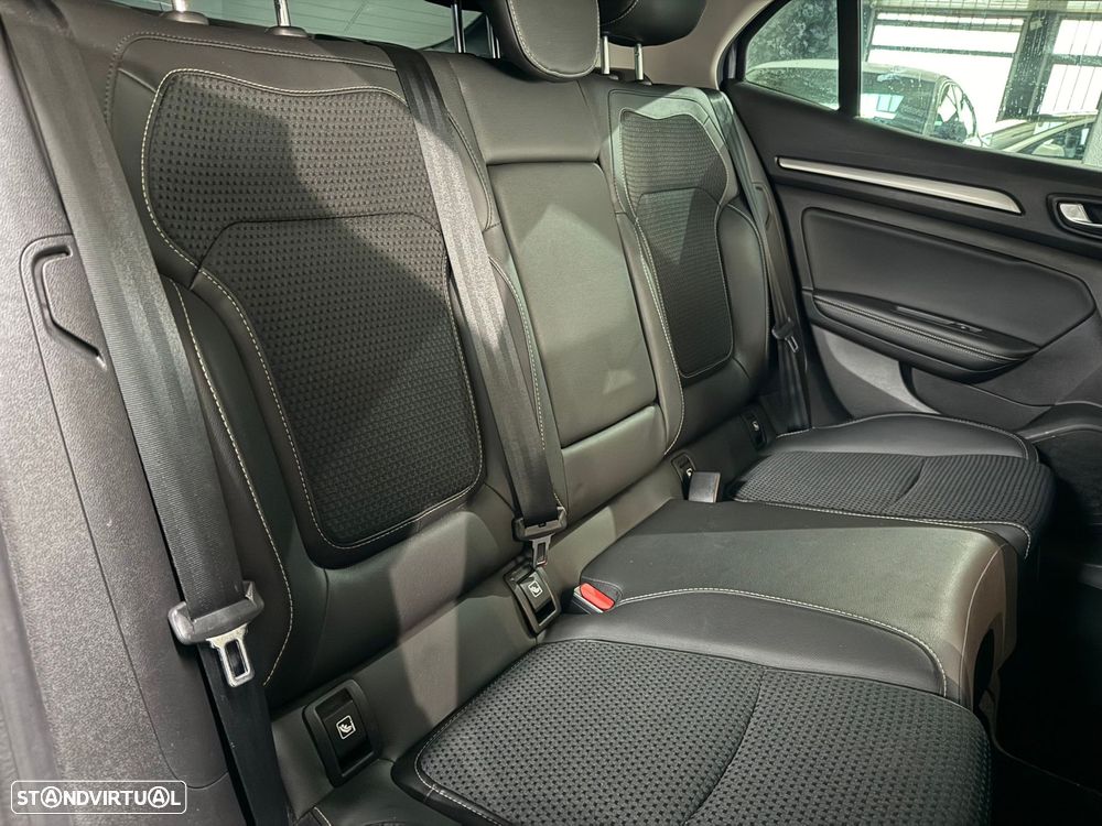 Renault Mégane ENERGY TCe 130 BOSE EDITION - 13