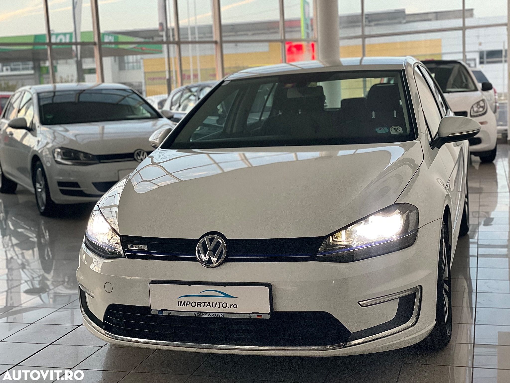 Volkswagen e-Golf - 3
