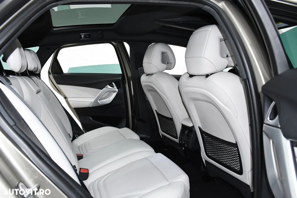 Citroën DS5 Hybrid4 EGS6 SportChic - 7