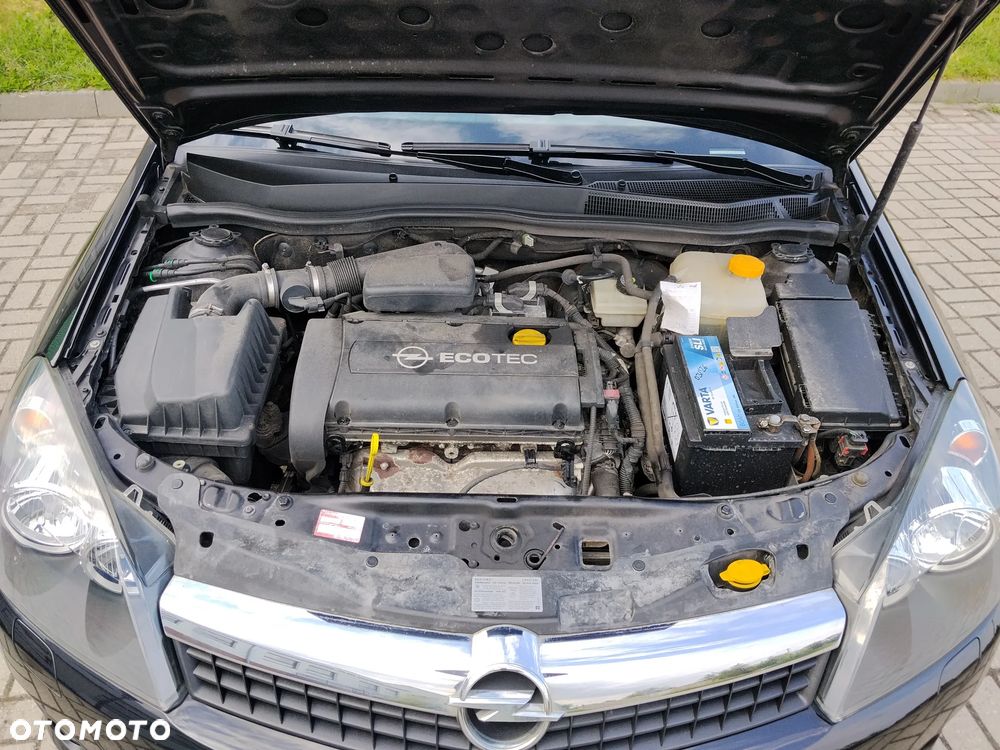 Opel Astra 1.6 Endless Summer - 26