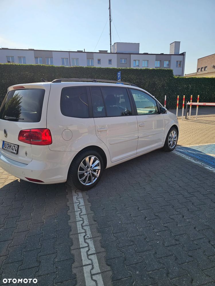 Volkswagen Touran 2.0 TDI DPF DSG STYLE - 9