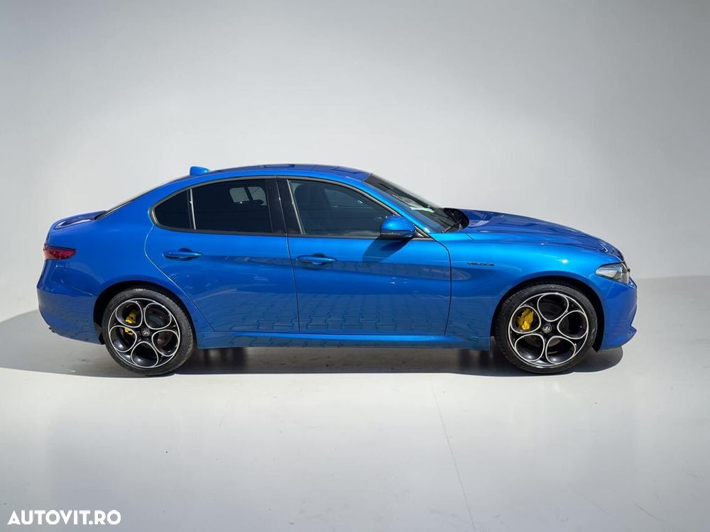 Alfa Romeo Giulia - 14
