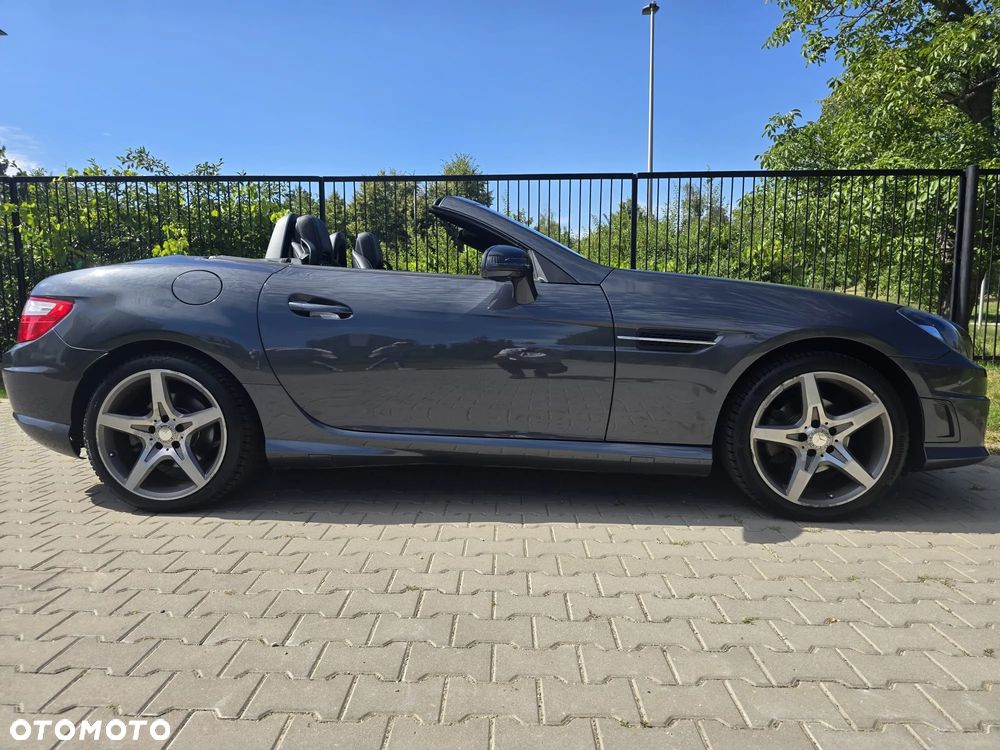 Mercedes-Benz SLK 200 BlueEFFICIENCY 7G-TRONIC Edition 1 - 30