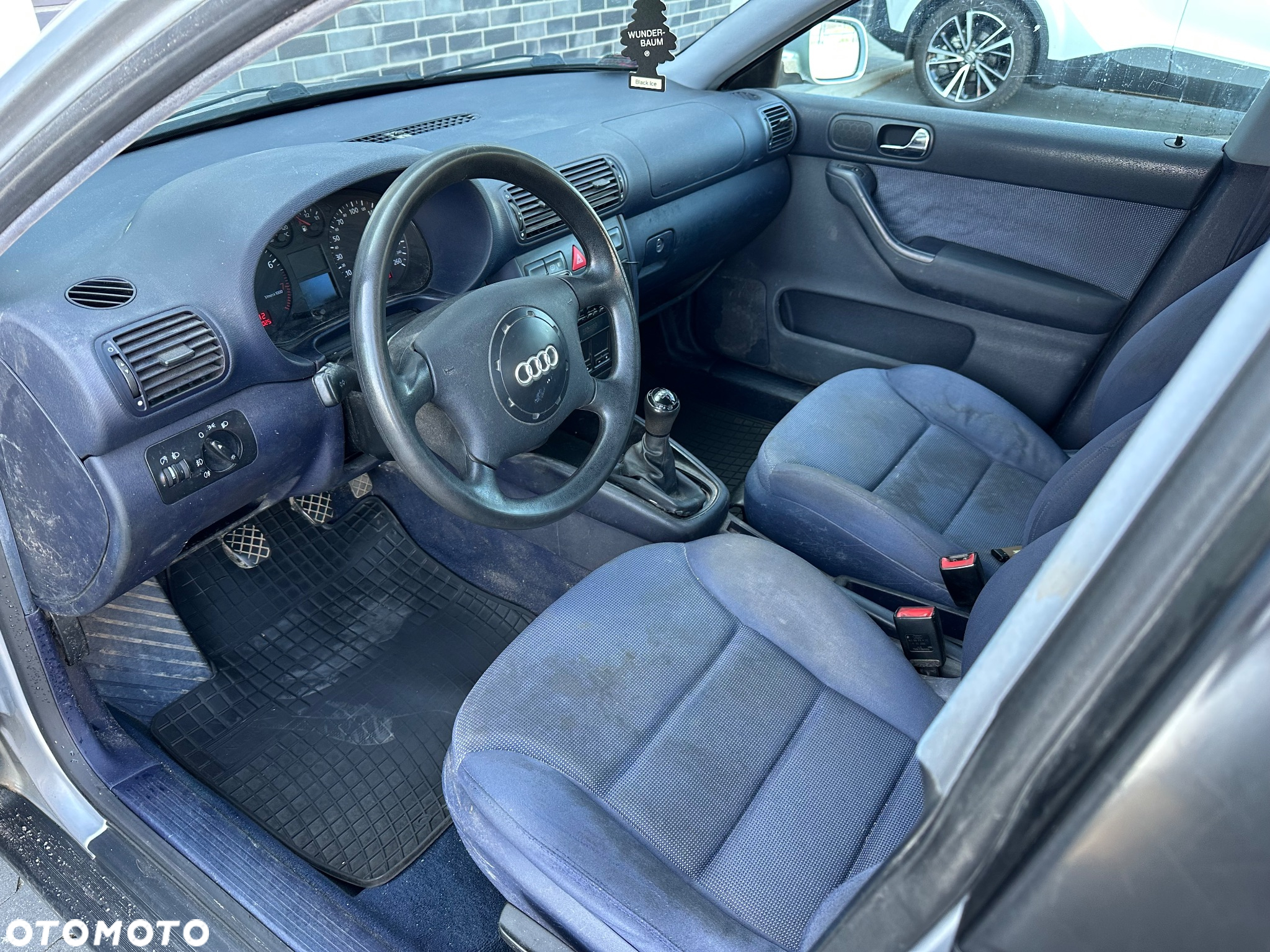Audi A3 1.6 Ambiente - 7
