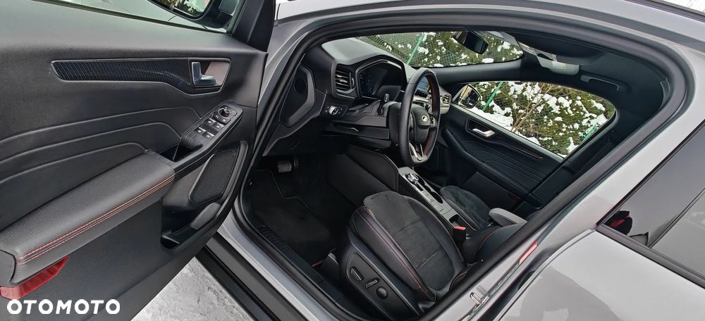 Ford Kuga 2.5 Duratec PHEV ST-LINE X - 11