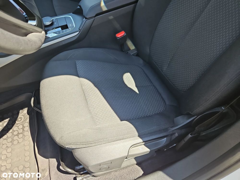 BMW Seria 1 118i Advantage - 13
