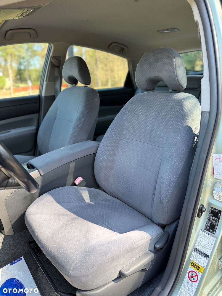 Toyota Prius 1.5 VVT-i Sol - 24