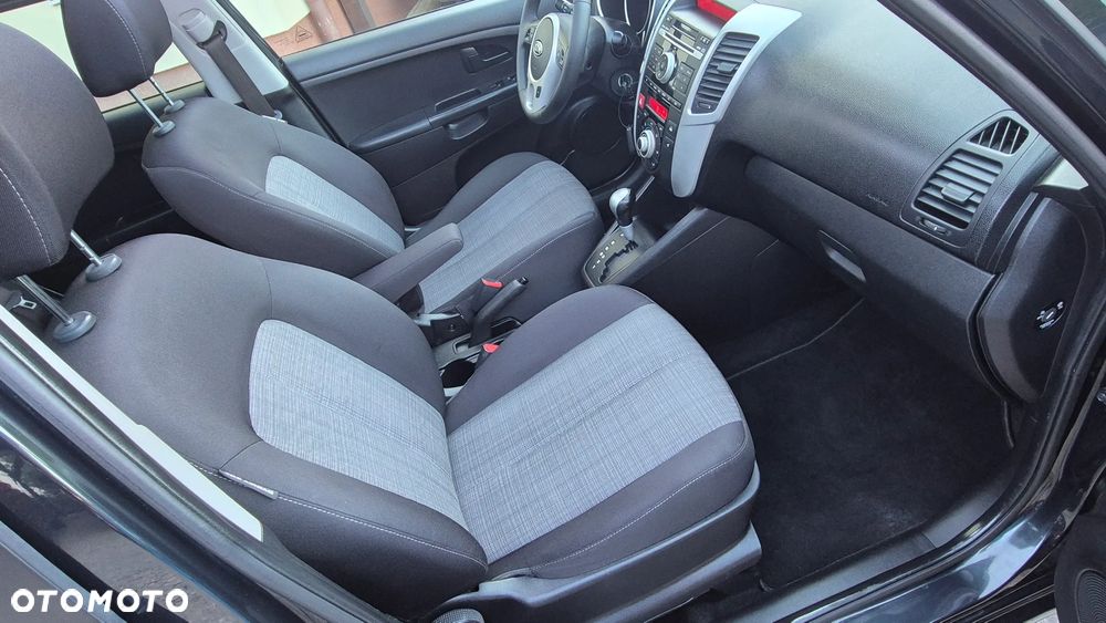 Kia Venga 1.6 CVVT Automatik Fifa World Cup Edition - 22