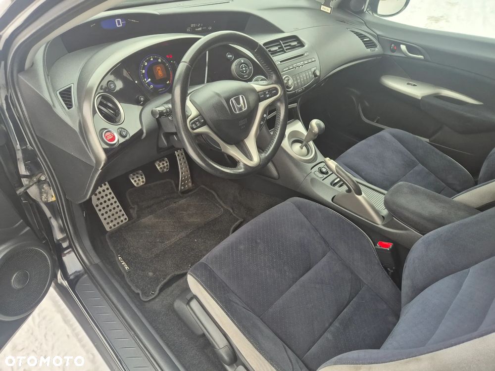 Honda Civic 1.8i-VTEC Sport - 10