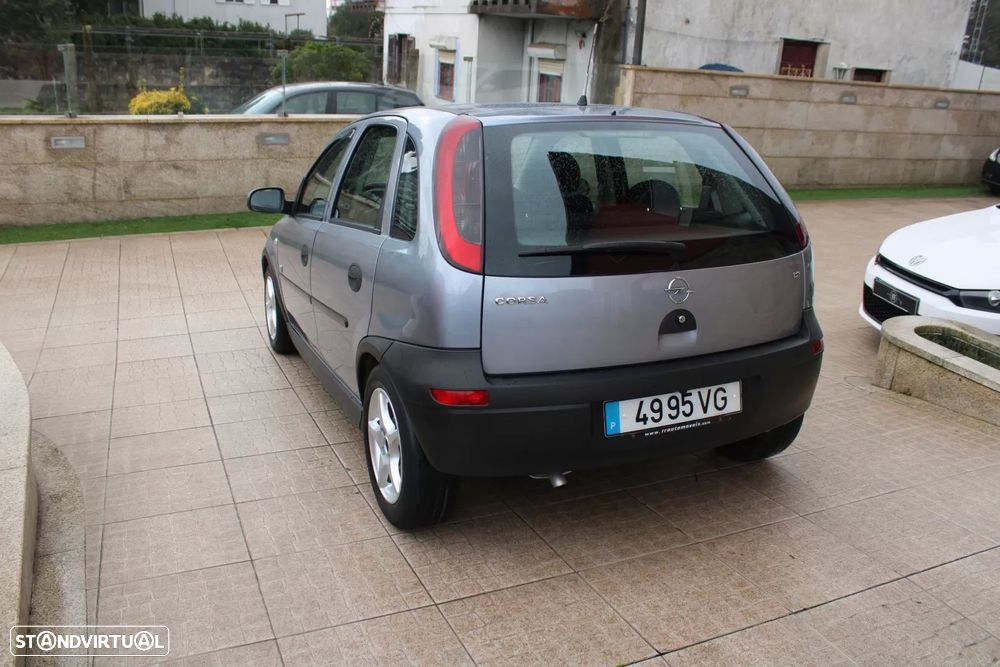 Opel Corsa - 10