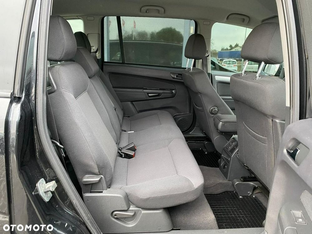Opel Zafira - 9