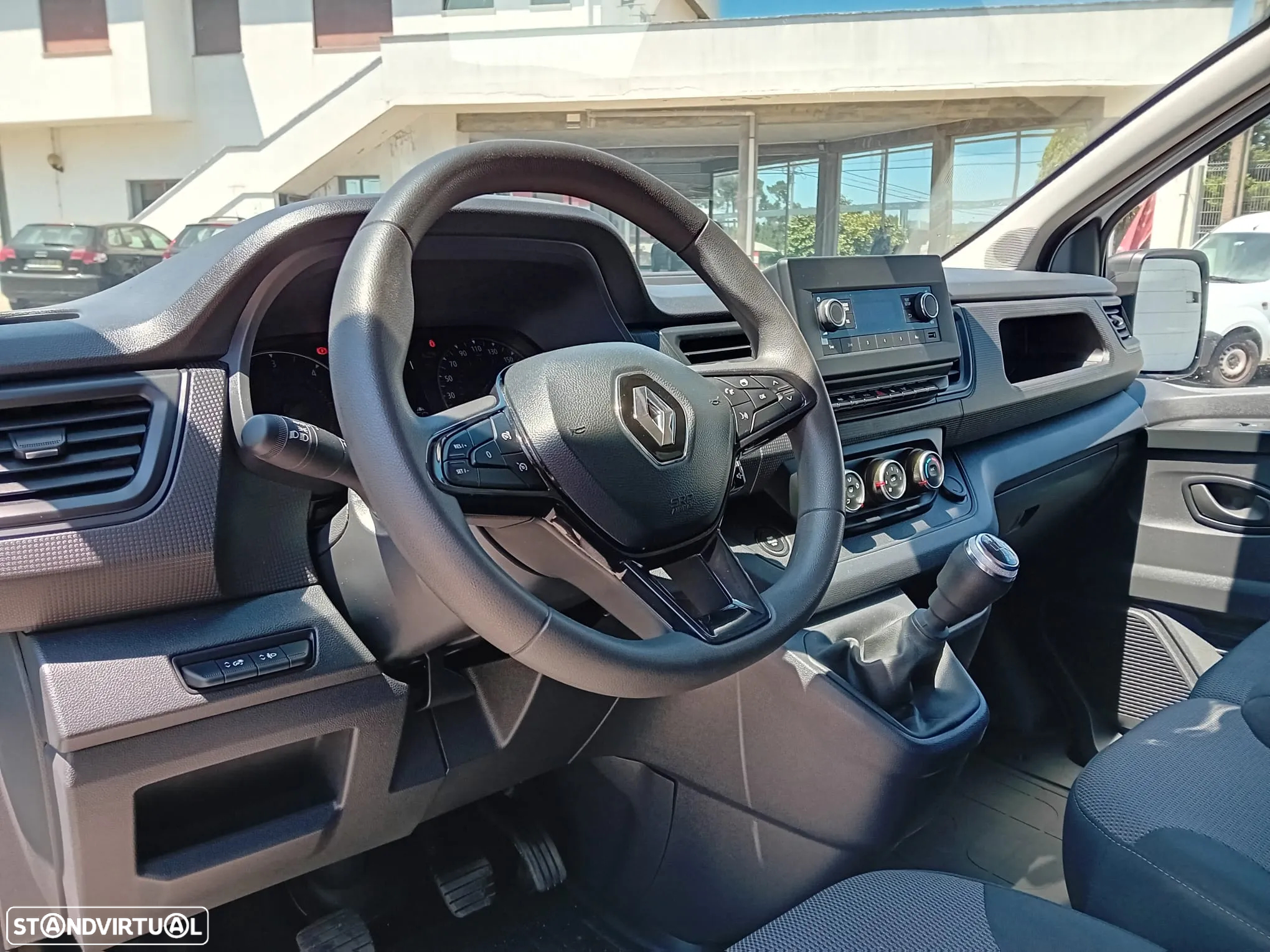 Renault trafic - 5