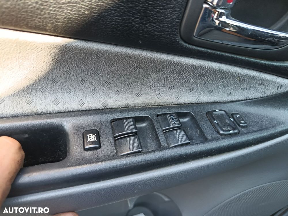 Dezmembrari  Mazda 6 (GG)  2002  > 2008 2.0 DI Motorina - 2