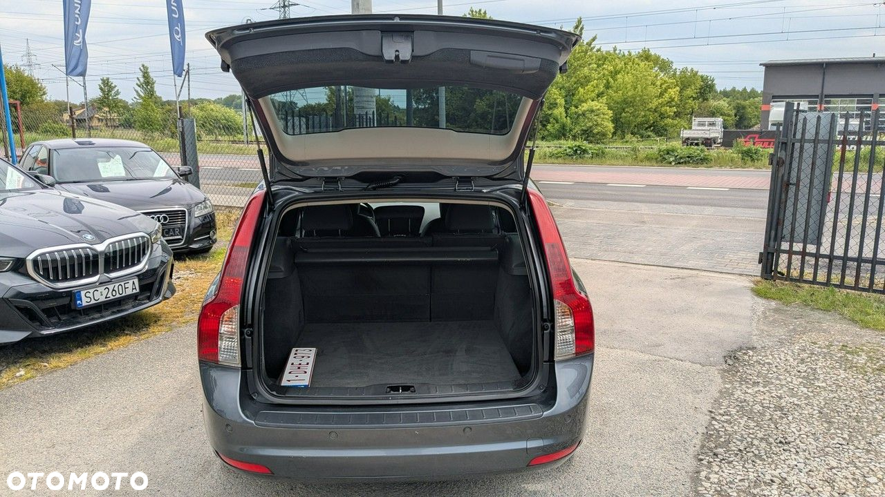 Volvo V50 - 32
