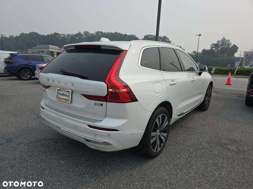 Volvo XC 60 B5 B AWD Plus Bright - 2