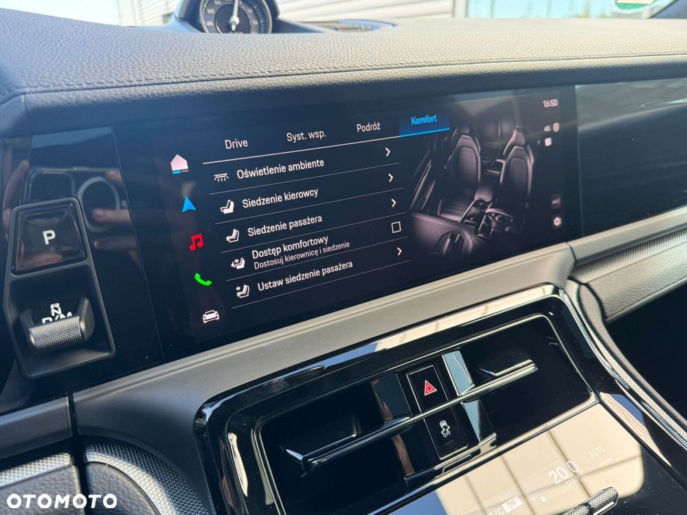 Porsche Panamera 4 E-Hybrid PHEV - 28