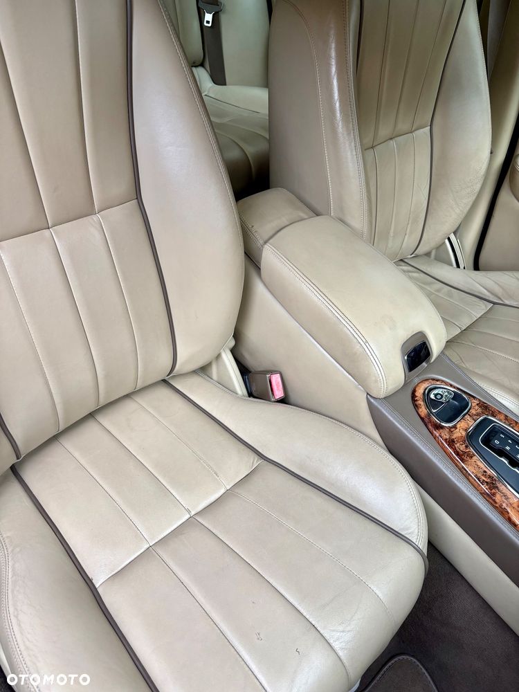 Jaguar S-Type 4.2 V8 - 9