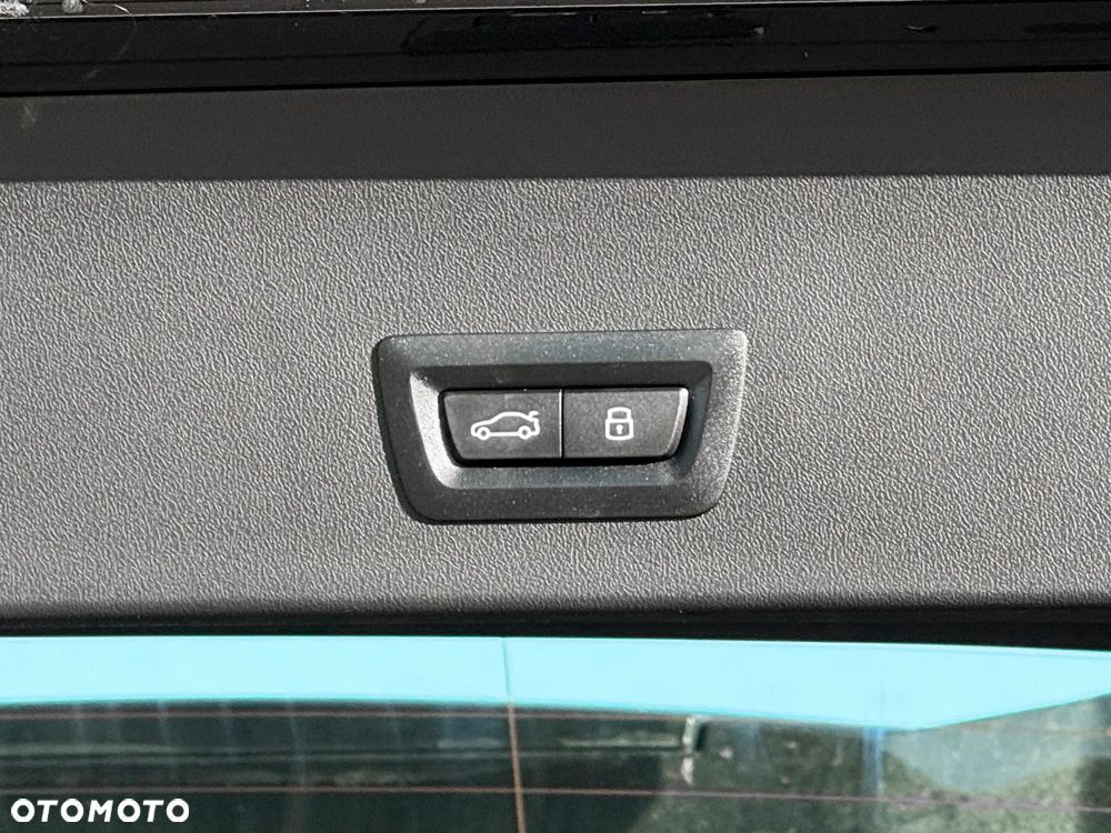 BMW X3 xDrive20 mHEV - 13