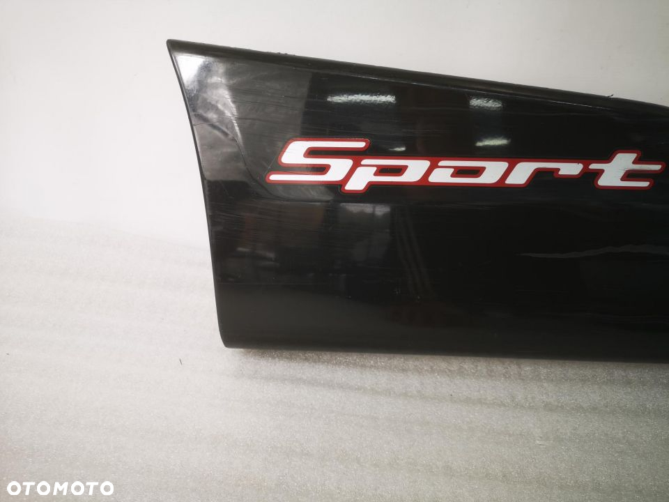 HONDA CIVIC TYPE R 01-05 PRAWA LISTWA PROGOWA / NAKŁADKA PROGU NR AUKCJI PR/42 - 2