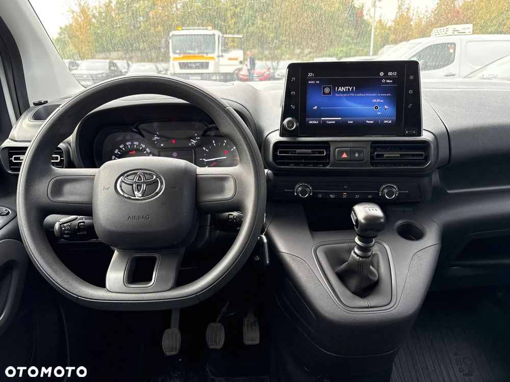 Toyota Proace City Verso 1.2 D-4T Business - 11