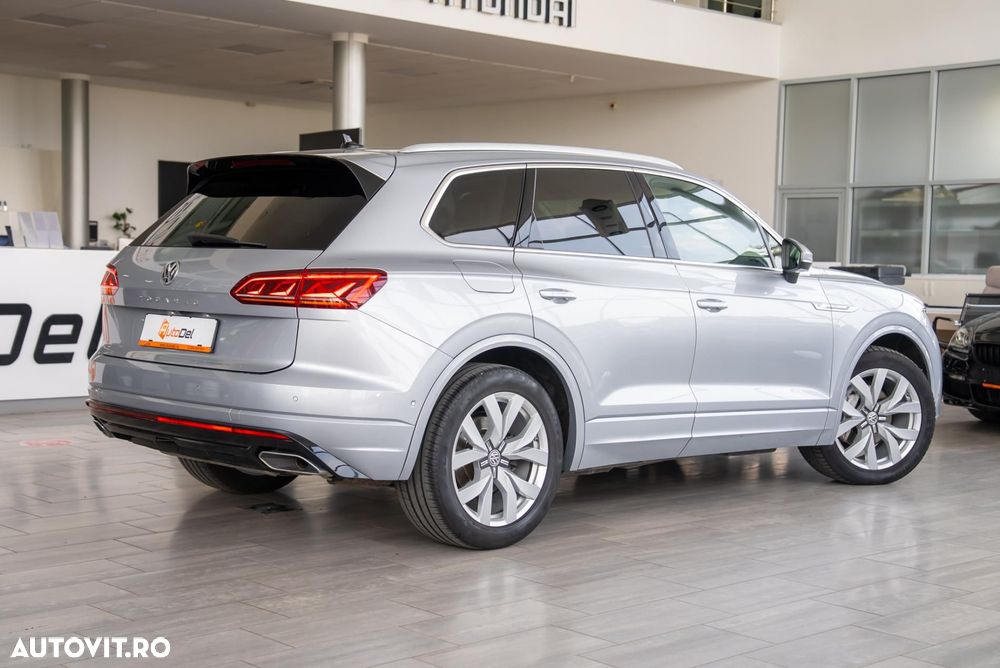 Volkswagen Touareg 3.0 V6 TDI 4Motion DPF Automatik R-Line - 12