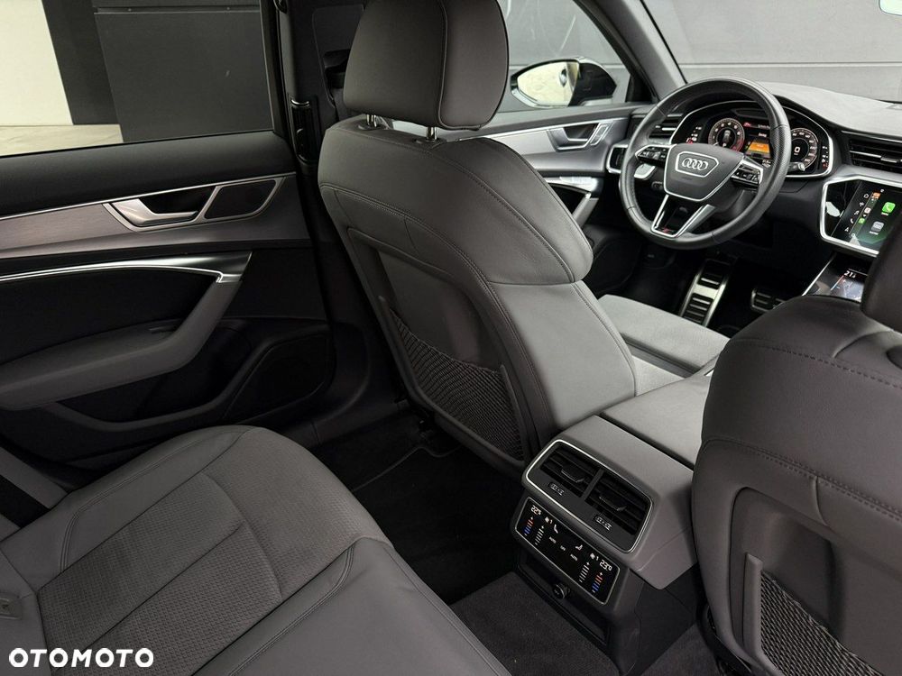 Audi A6 Avant 55 TFSI e quattro S tronic S line - 31