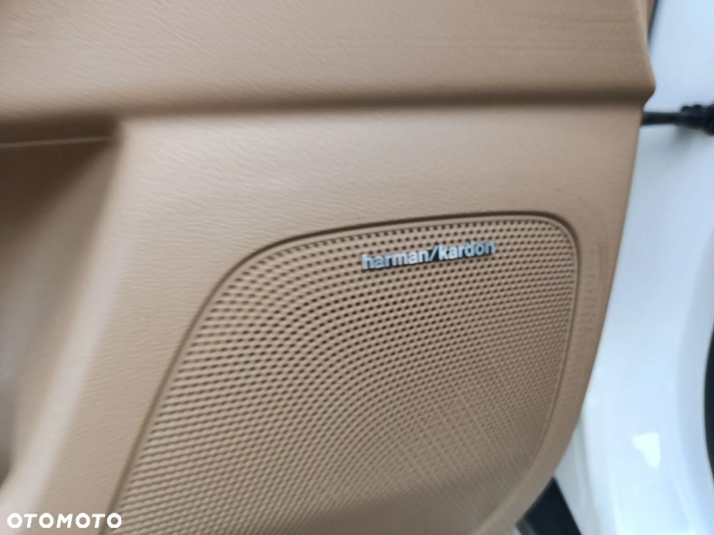 Kia Sportage - 8