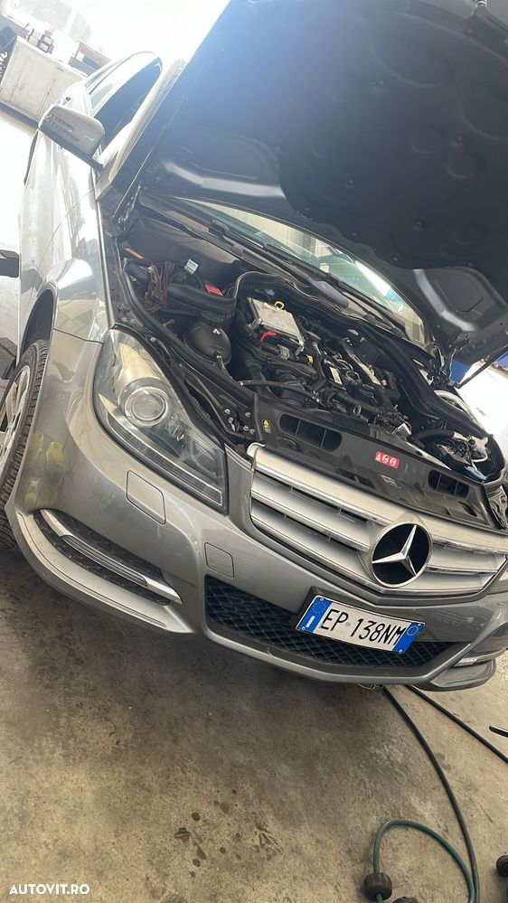Mercedes-Benz C 200 CDI DPF (BlueEFFICIENCY) 7G-TRONIC - 8