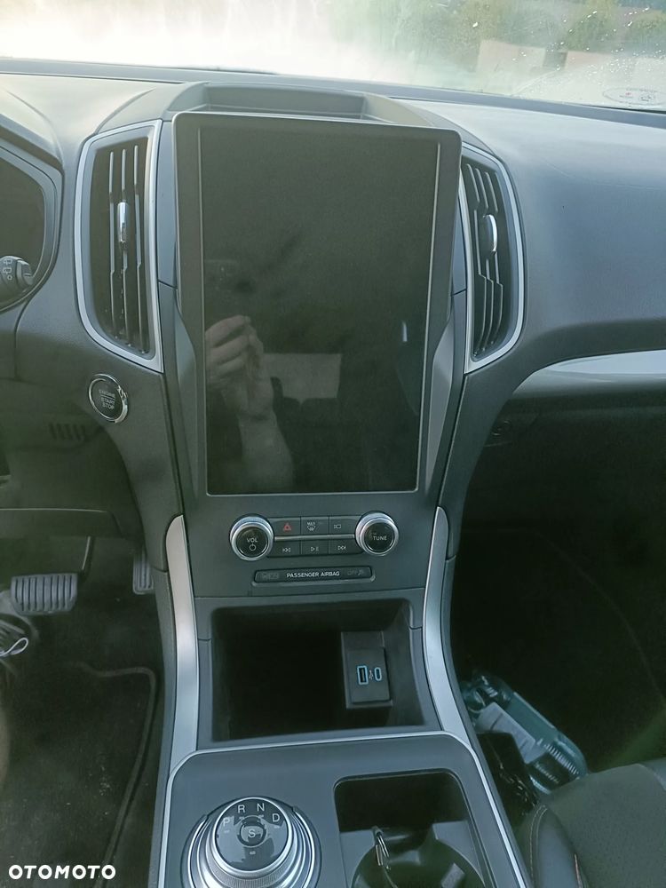 Ford Edge - 16