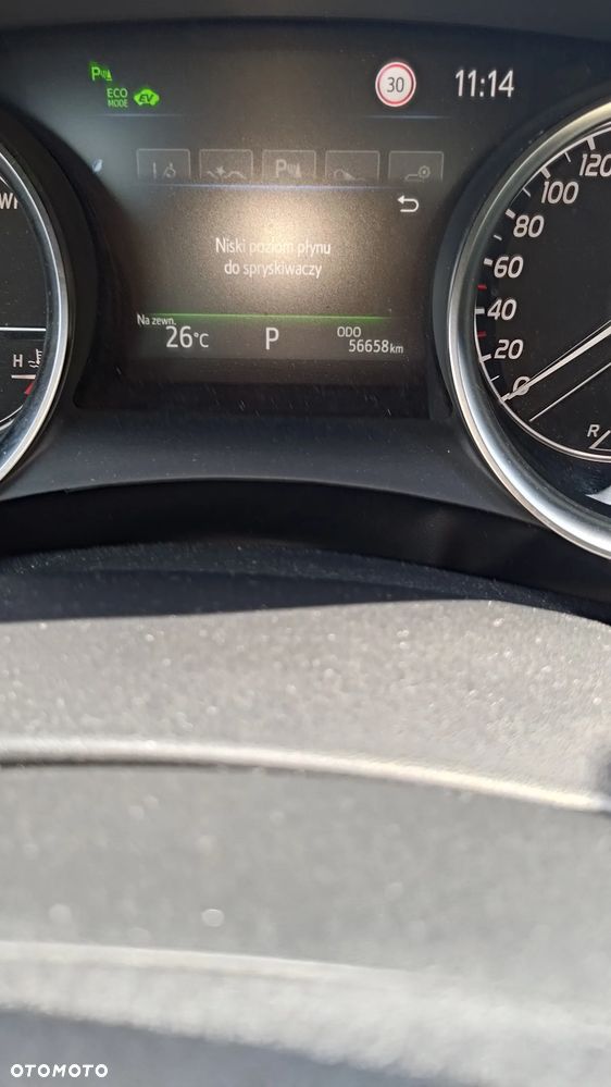 Toyota Camry 2.5 Hybrid Comfort CVT - 12