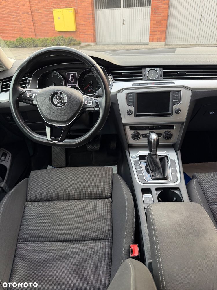Volkswagen Passat - 41