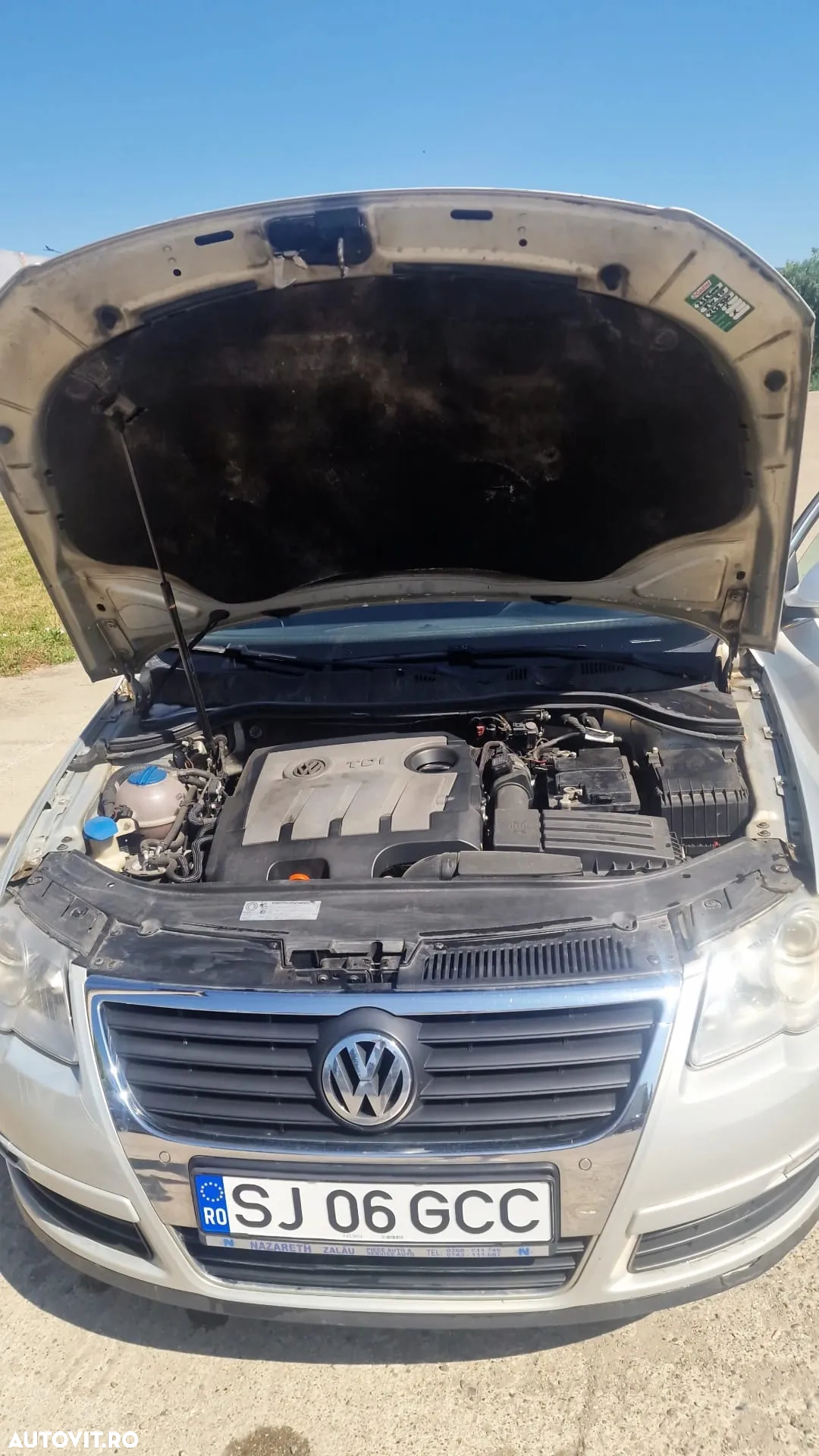 Volkswagen Passat 1.6 TDI BlueMotion Technology Comfortline - 6