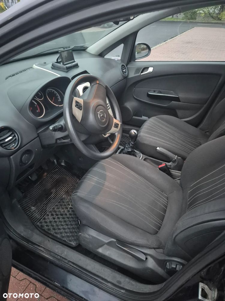 Opel Corsa - 17