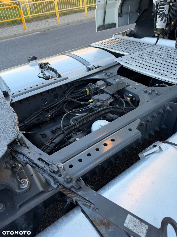 DAF XF 106 480 Super Space Cab Standard - 8