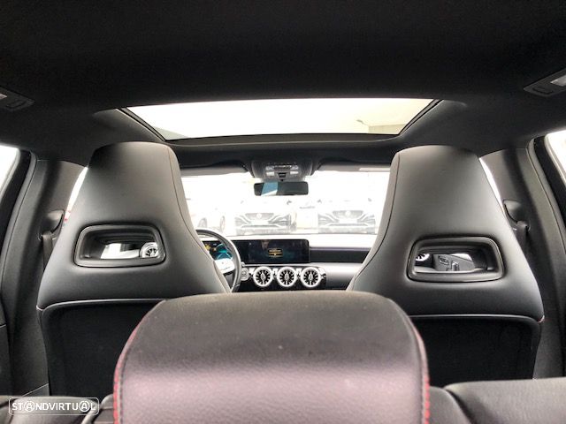 Mercedes-Benz A 180 d 8G-DCT AMG Line - 2