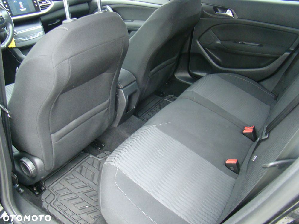 Peugeot 308 BlueHDi 120 Stop & Start Business-Line - 31