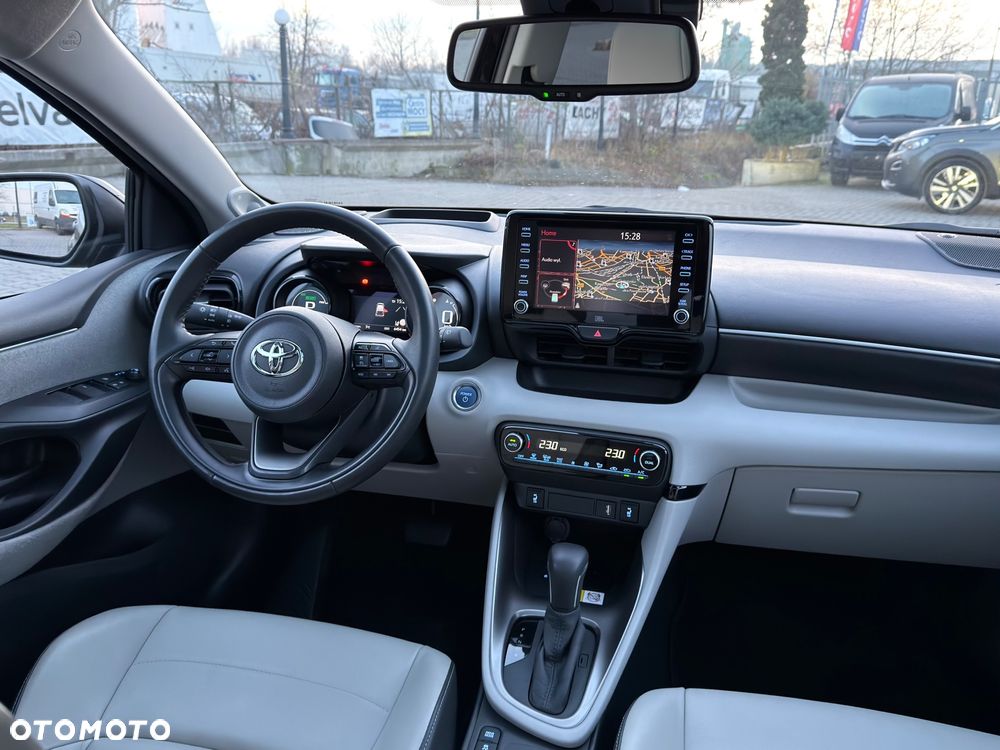 Toyota Yaris Hybrid 1.5 Executive - 13