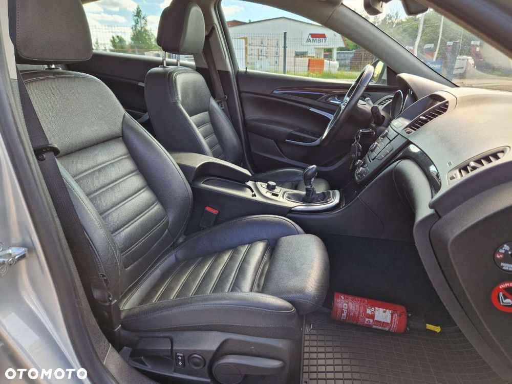Opel Insignia 2.0 CDTI Cosmo - 24