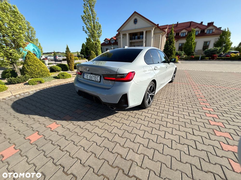 BMW Seria 3 320i xDrive M Sport - 3