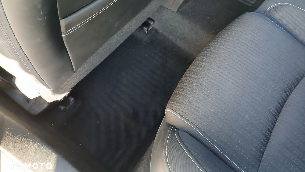 Renault Megane 1.3 TCe FAP Winter Edition - 20