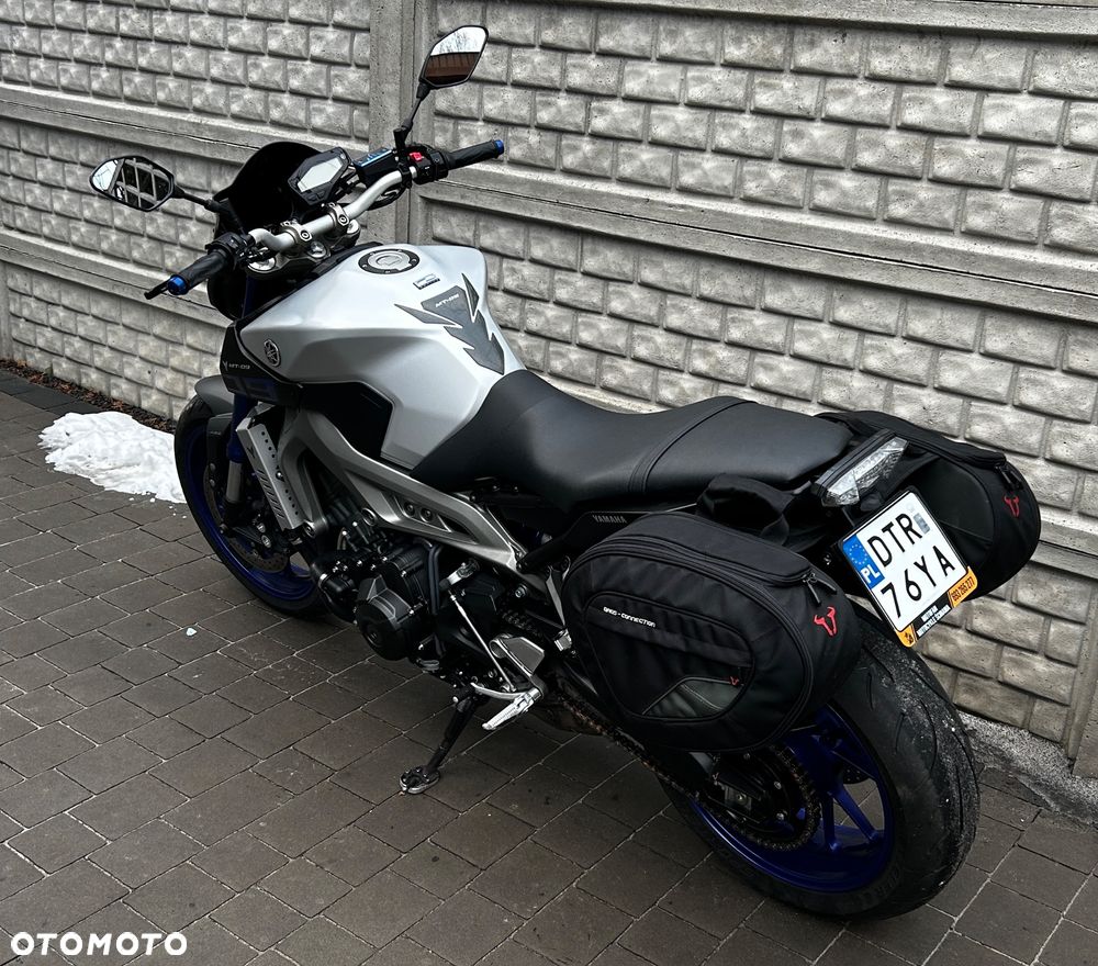 Yamaha MT - 21