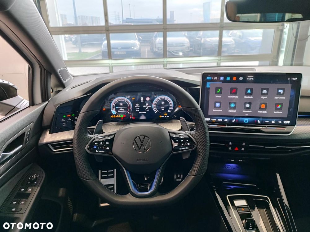 Volkswagen Golf - 26