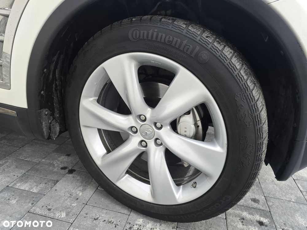 Infiniti QX70 3.0d S Premium - 11