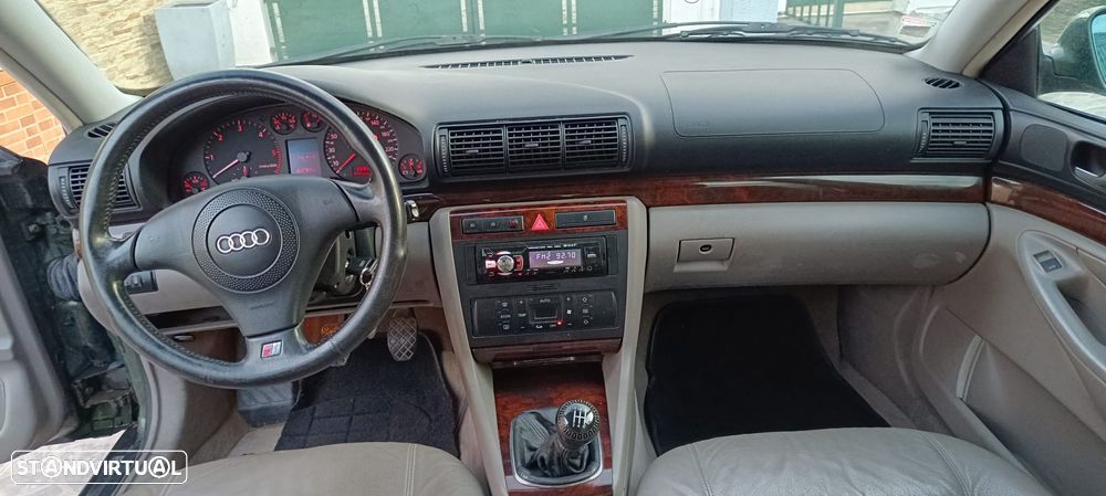 Audi A4 1.9 TDI Sport - 12