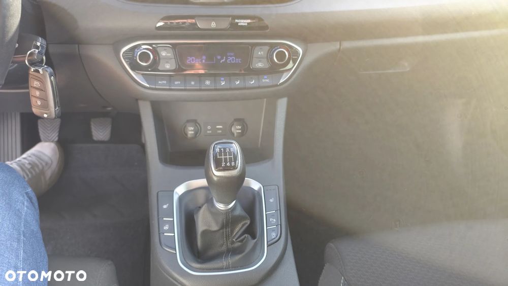 Hyundai i30 - 19