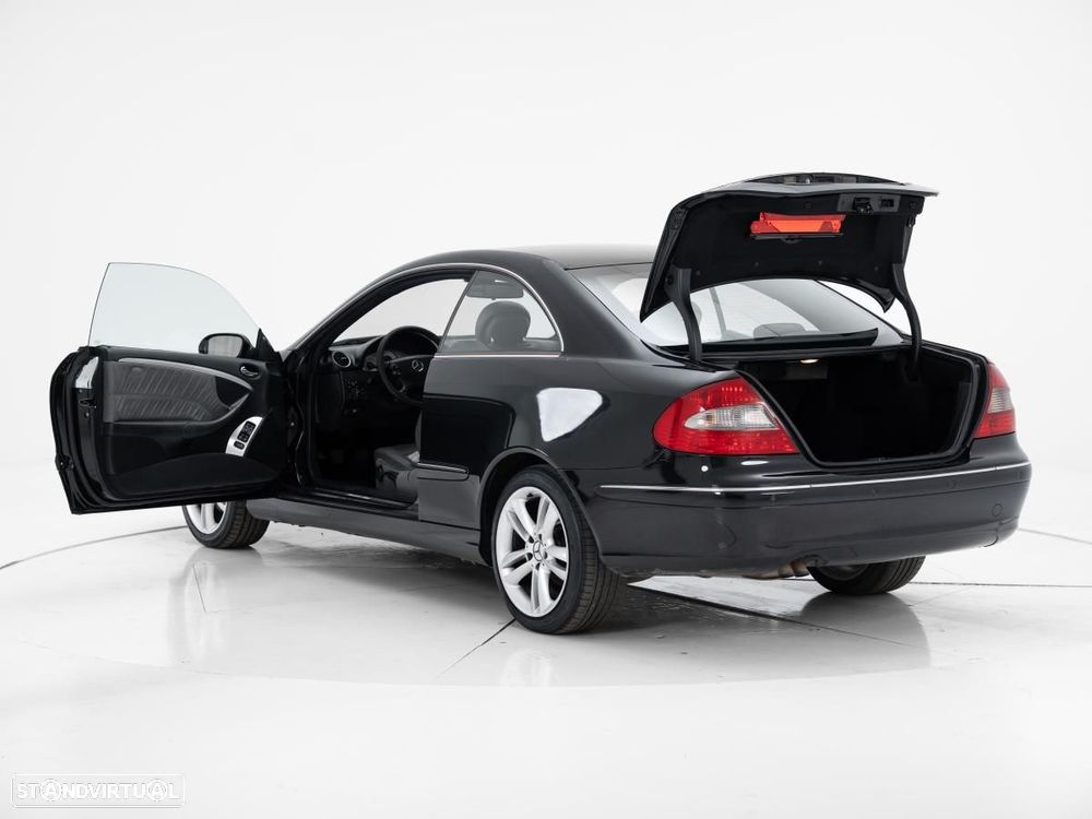 Mercedes-Benz CLK 220 - 6